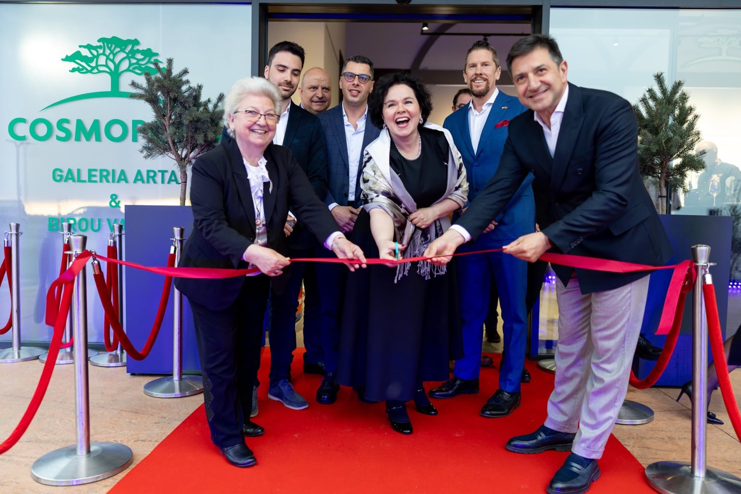 Cosmopolis a deschis prima Galerie de Artă dintr-un complex rezidențial din România Cosmopolis a deschis prima Galerie de Artă dintr-un complex rezidențial din România