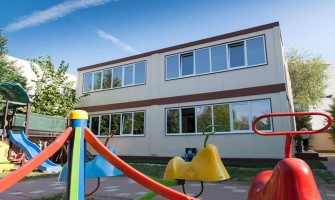 Școală primară de stat în Cosmopolis